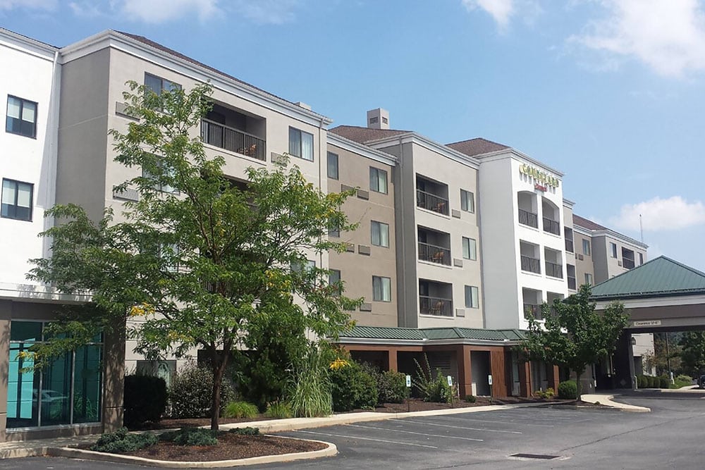 Courtyard by Marriott Altoona Exterior