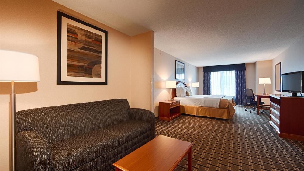 best-western-clearfield-lobby-suite