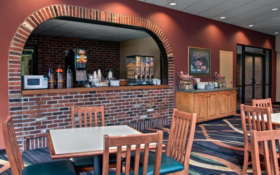 breakfastbar area – 2012