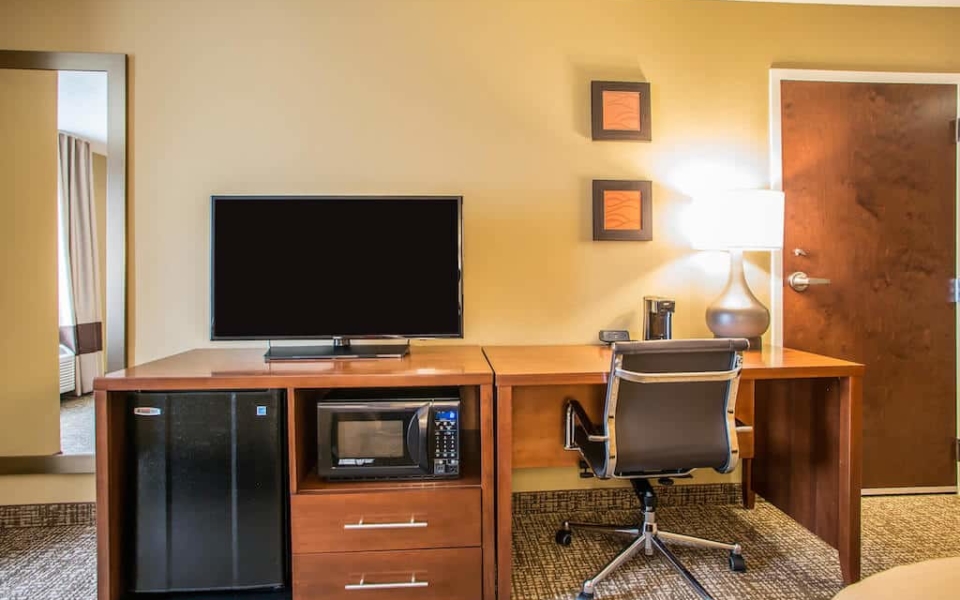 Comfort Inn Hotel In Carlisle Pa Lion Country Lodging