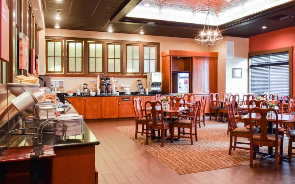 Comfort Suites Carlisle Pa Lion Country Lodging