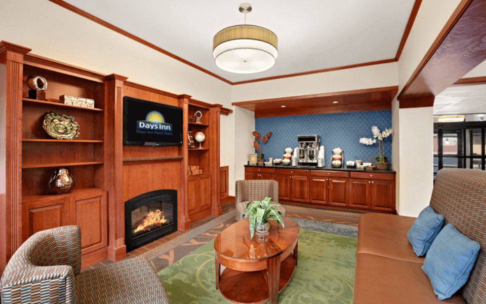 Days Inn Penn State State College Pa Lion Country Lodging